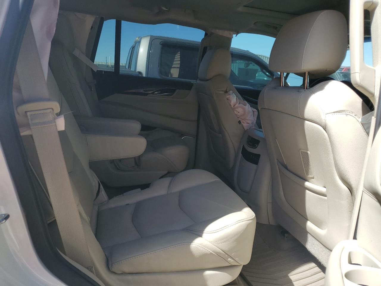 2018 Cadillac Escalade Luxury VIN: 1GYS4BKJ9JR249144 Lot: 57049105