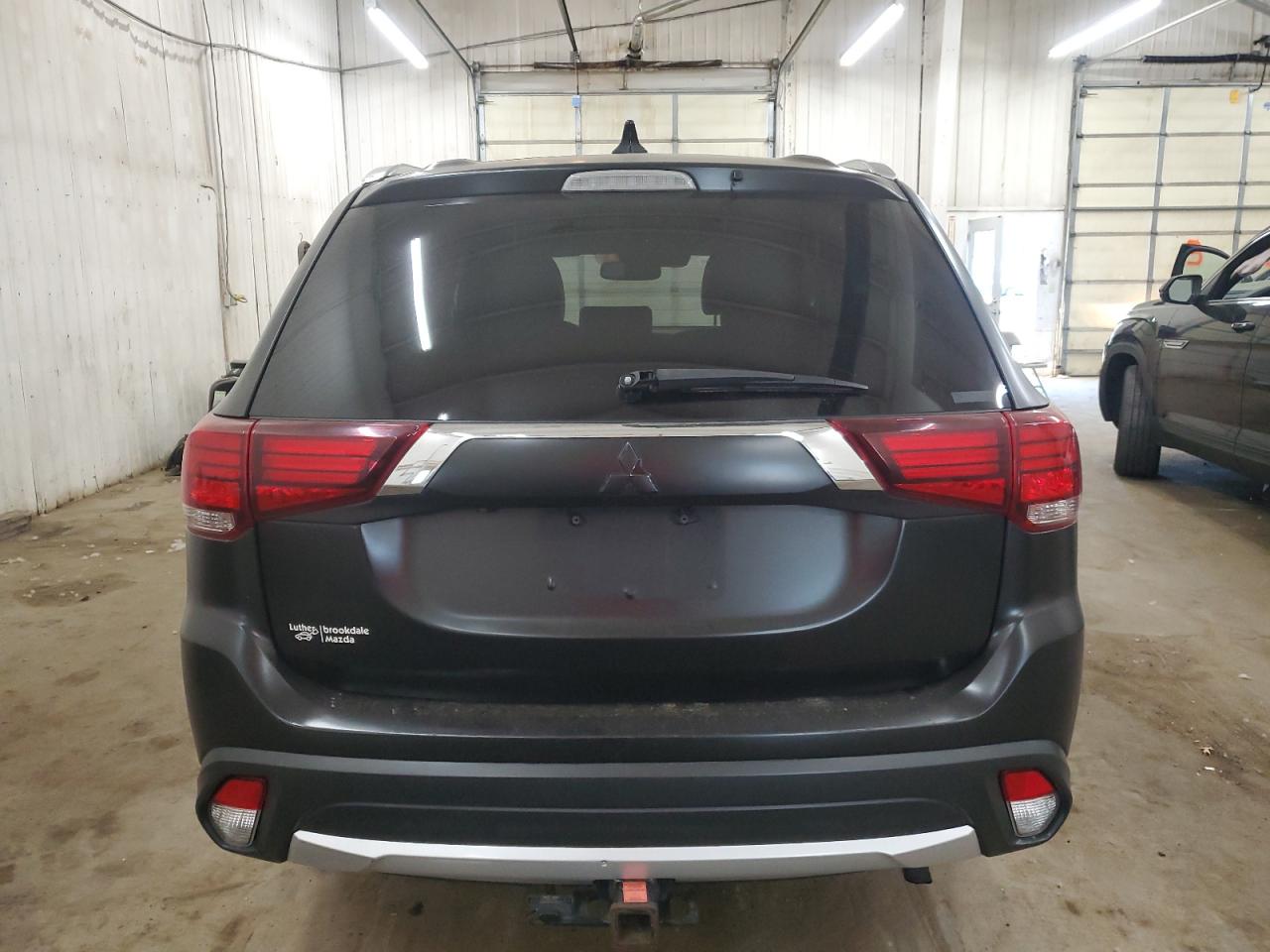 2017 Mitsubishi Outlander Se VIN: JA4AZ3A35HZ060197 Lot: 56388275
