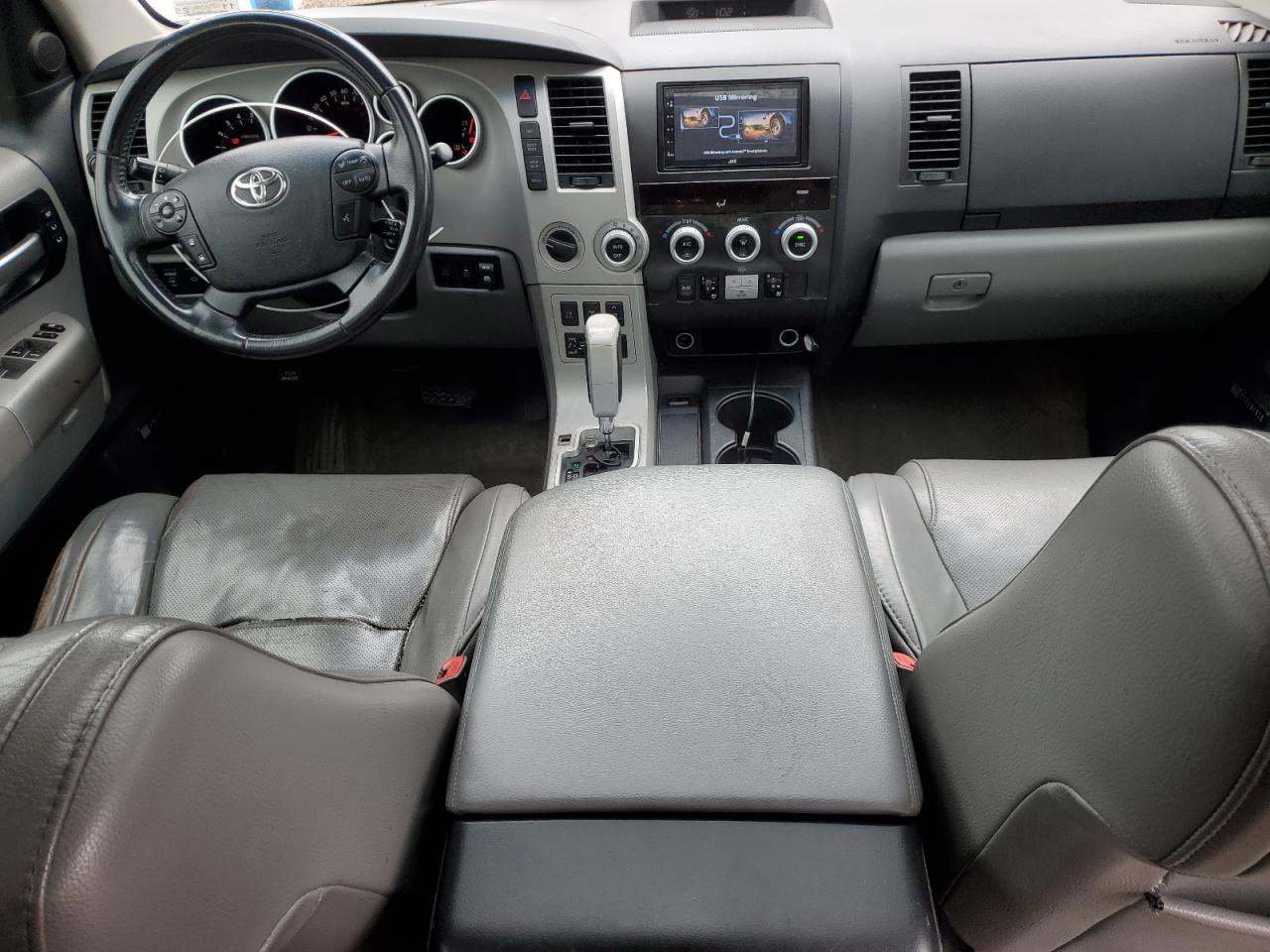 2008 Toyota Sequoia Platinum VIN: 5TDBY67A28S002053 Lot: 56921375