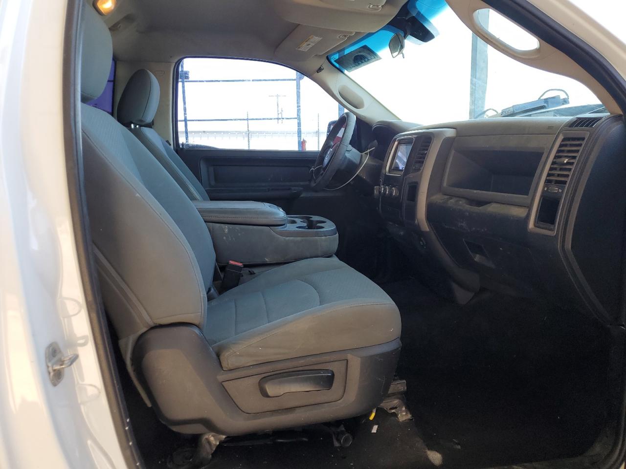 2014 Ram 1500 St VIN: 3C6JR6AT2EG252218 Lot: 55695325