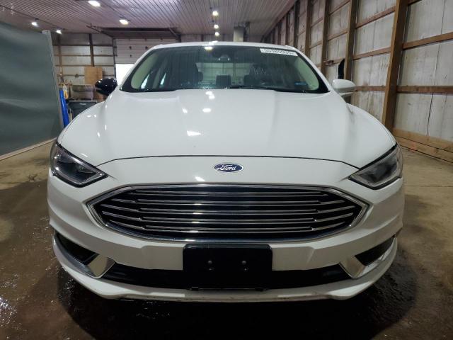  FORD FUSION 2018 Белый