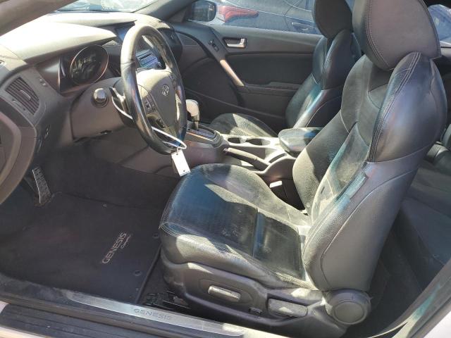 Coupet HYUNDAI GENESIS 2013 White