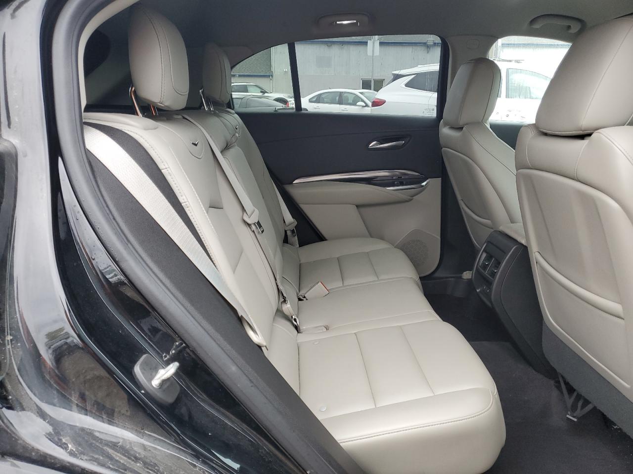 2019 Cadillac Xt4 Luxury VIN: 1GYAZAR43KF115563 Lot: 55072215