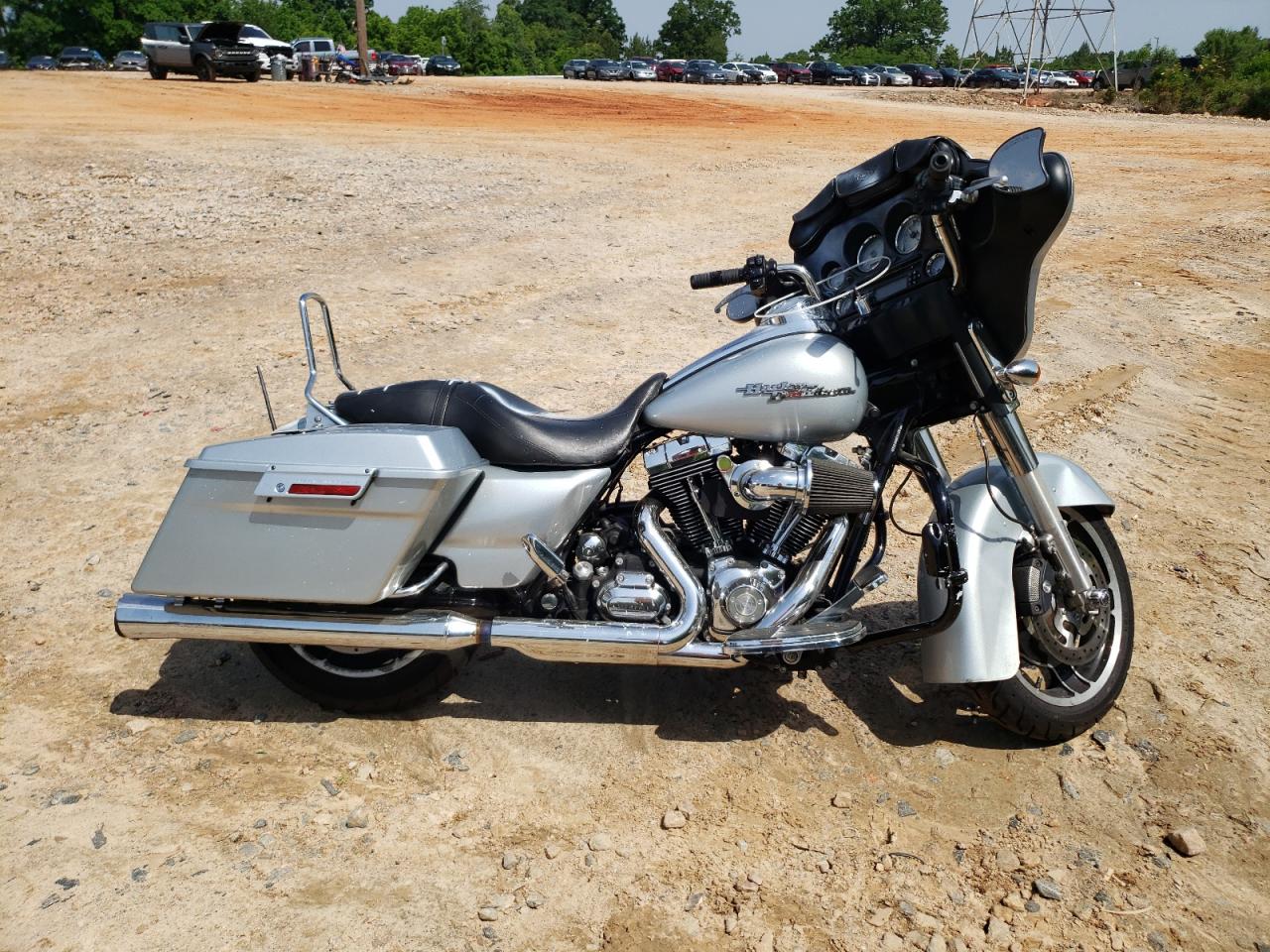 2010 Harley-Davidson Flhx იყიდება China Grove-ში, NC - Vandalism