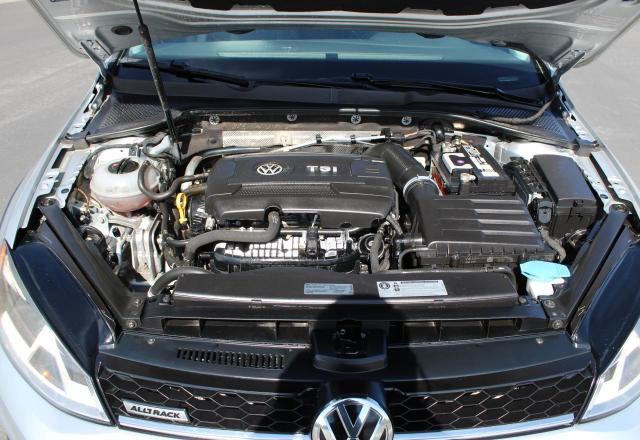  VOLKSWAGEN GOLF 2017 Srebrny