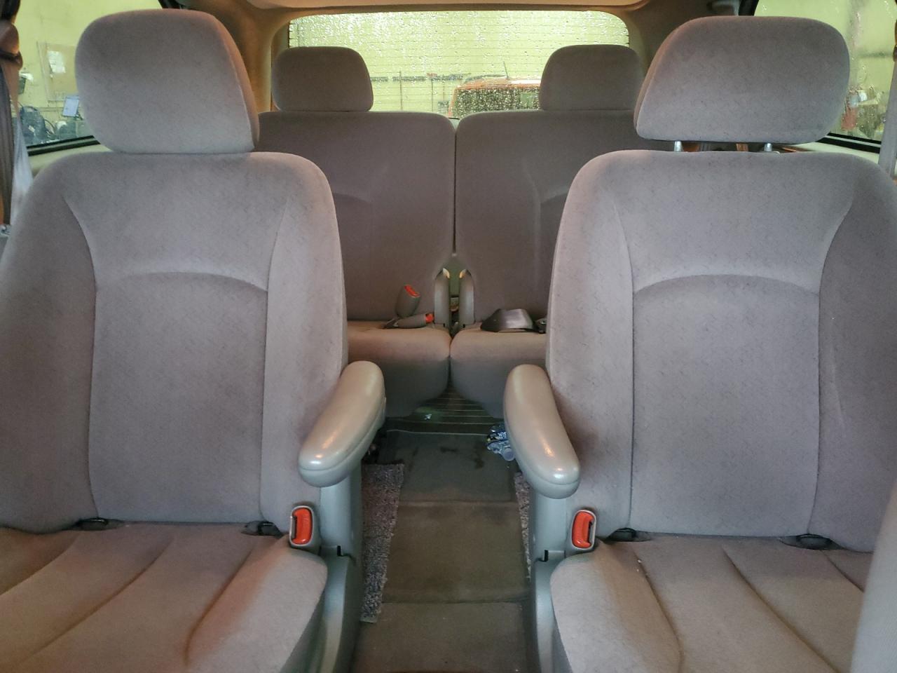 2002 Dodge Grand Caravan Ex VIN: 2B4GP74L72R590162 Lot: 57000865