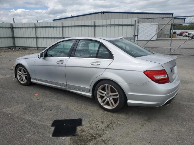  MERCEDES-BENZ C-CLASS 2012 Серебристый
