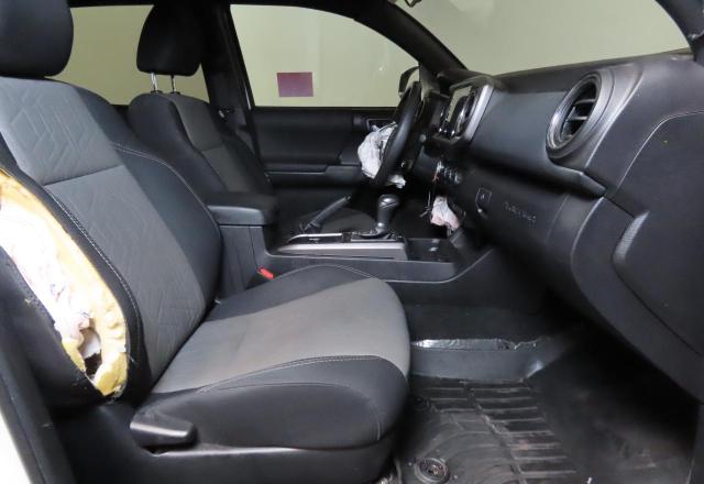  TOYOTA TACOMA 2021 White