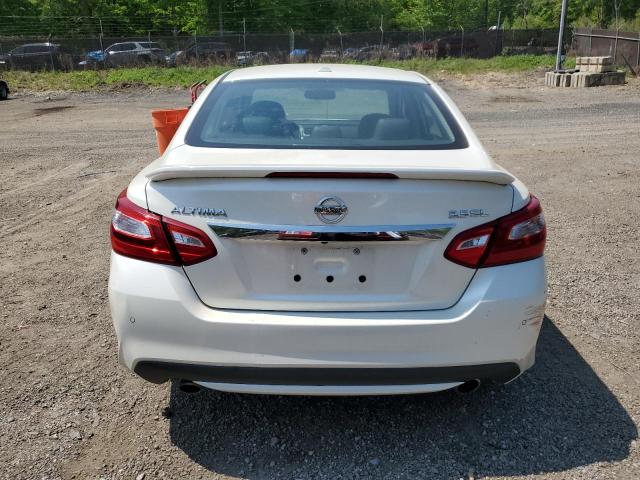  NISSAN ALTIMA 2017 White