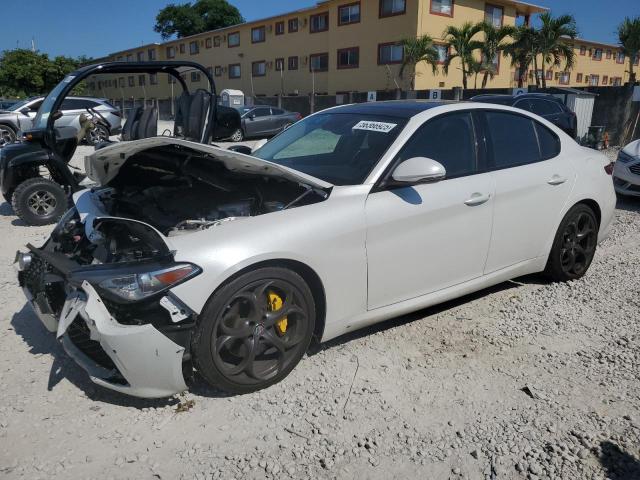  ALFA ROMEO GIULIA 2019 Biały