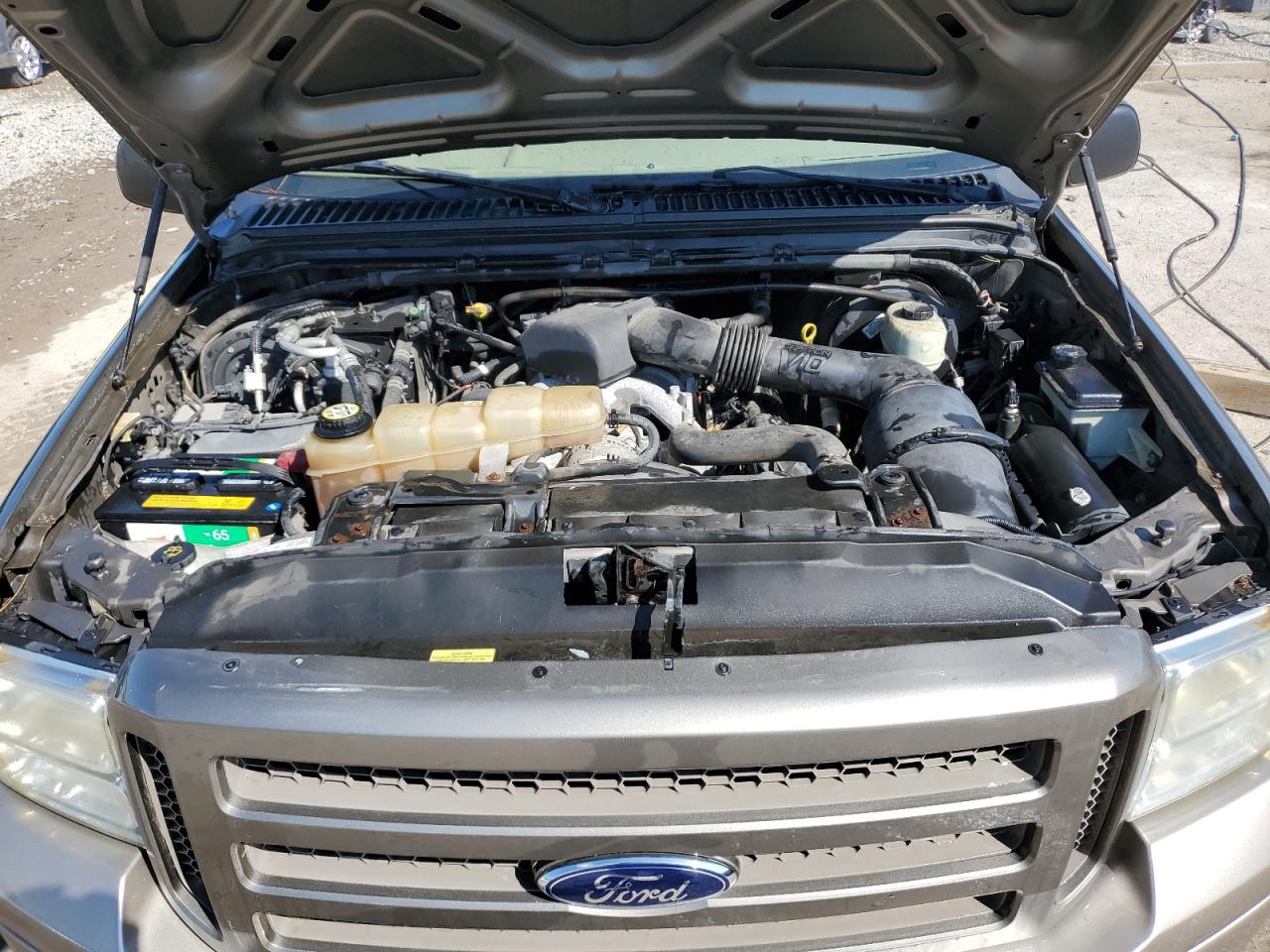 2005 Ford Excursion Eddie Bauer VIN: 1FMNU45S45EB52638 Lot: 56844915