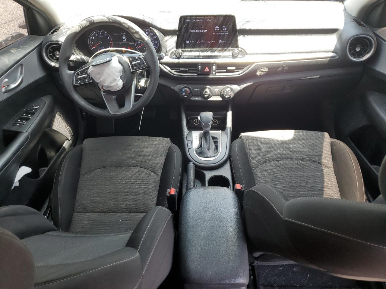 2022 Kia Forte Fe VIN: 3KPF24AD1NE421639 Lot: 58255175