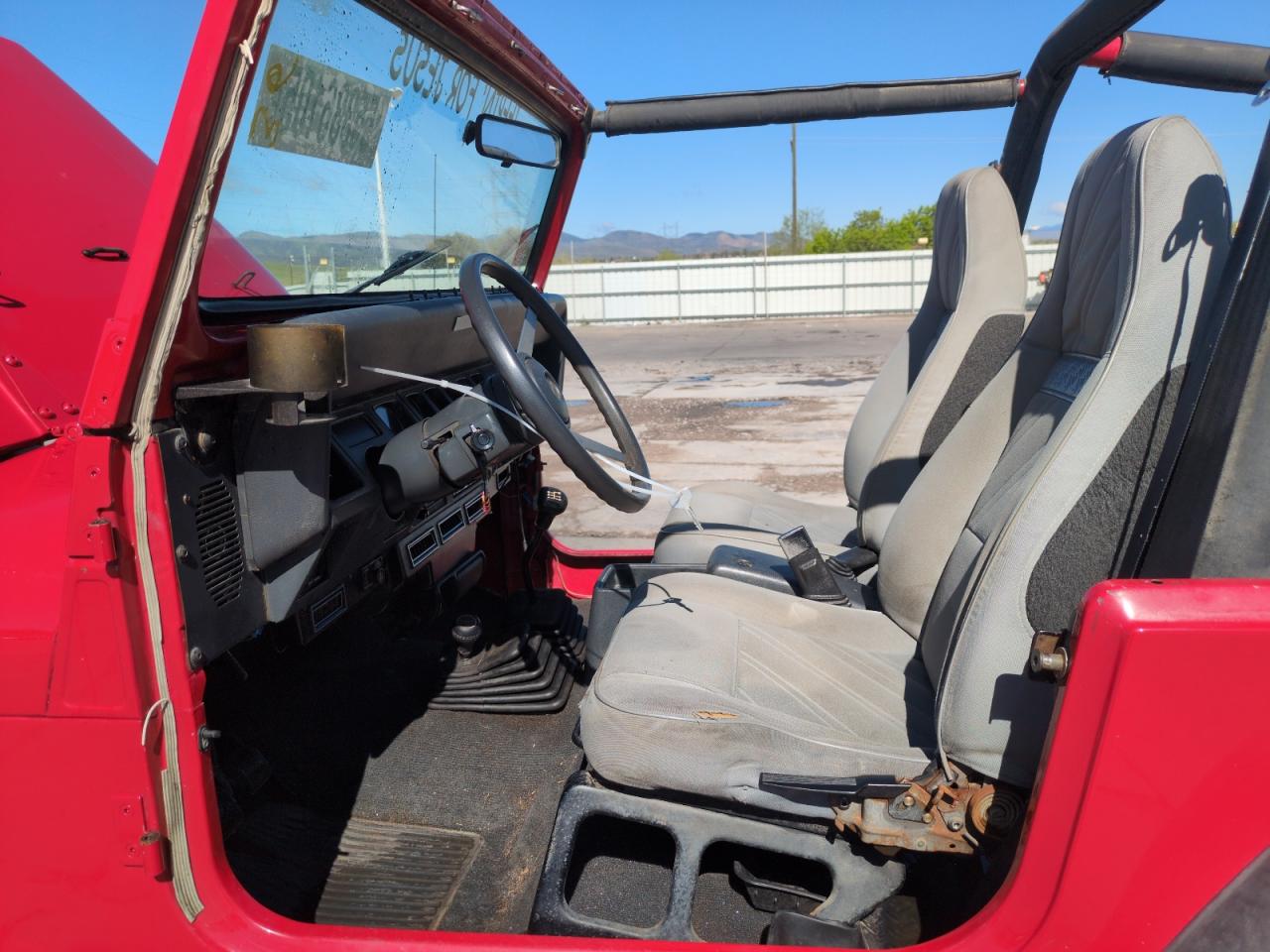 1992 Jeep Wrangler / Yj VIN: 2J4FY29S9NJ508783 Lot: 55336105