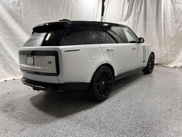 LAND ROVER RANGEROVER 2023 Silver