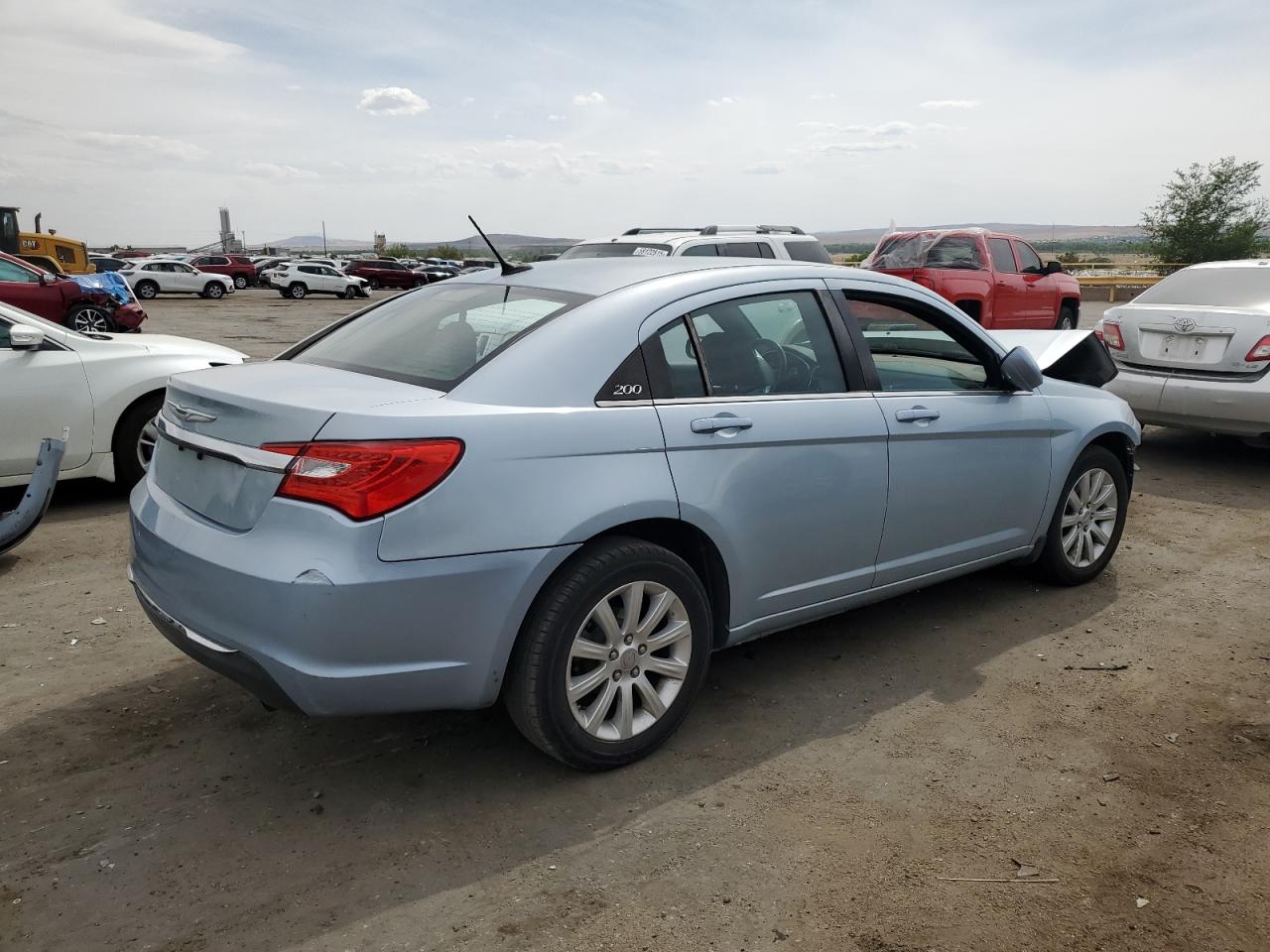 2014 Chrysler 200 Touring 1C3CCBBB9EN194153 photo #4