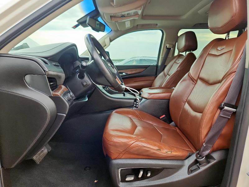  CADILLAC ESCALADE 2015 Білий