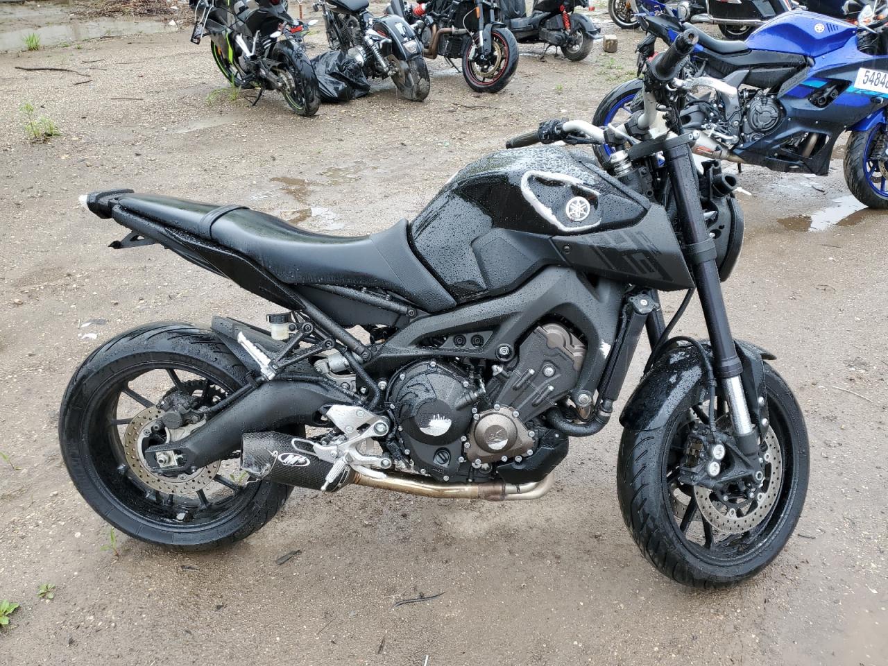 2016 Yamaha Fz09 for Sale in Elgin, IL - Side