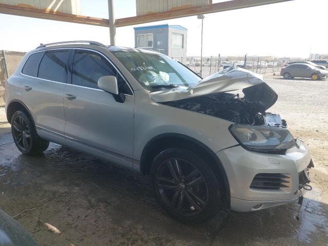 WVGBC2BP7DD009861 - 2013 Volkswagen TOUAREG - #undefined