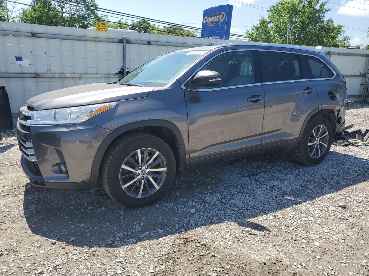 2018 Toyota Highlander Se