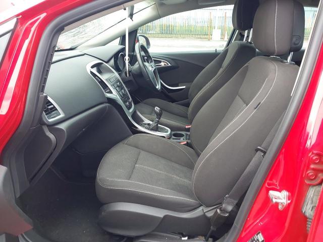 2012 VAUXHALL ASTRA SRI