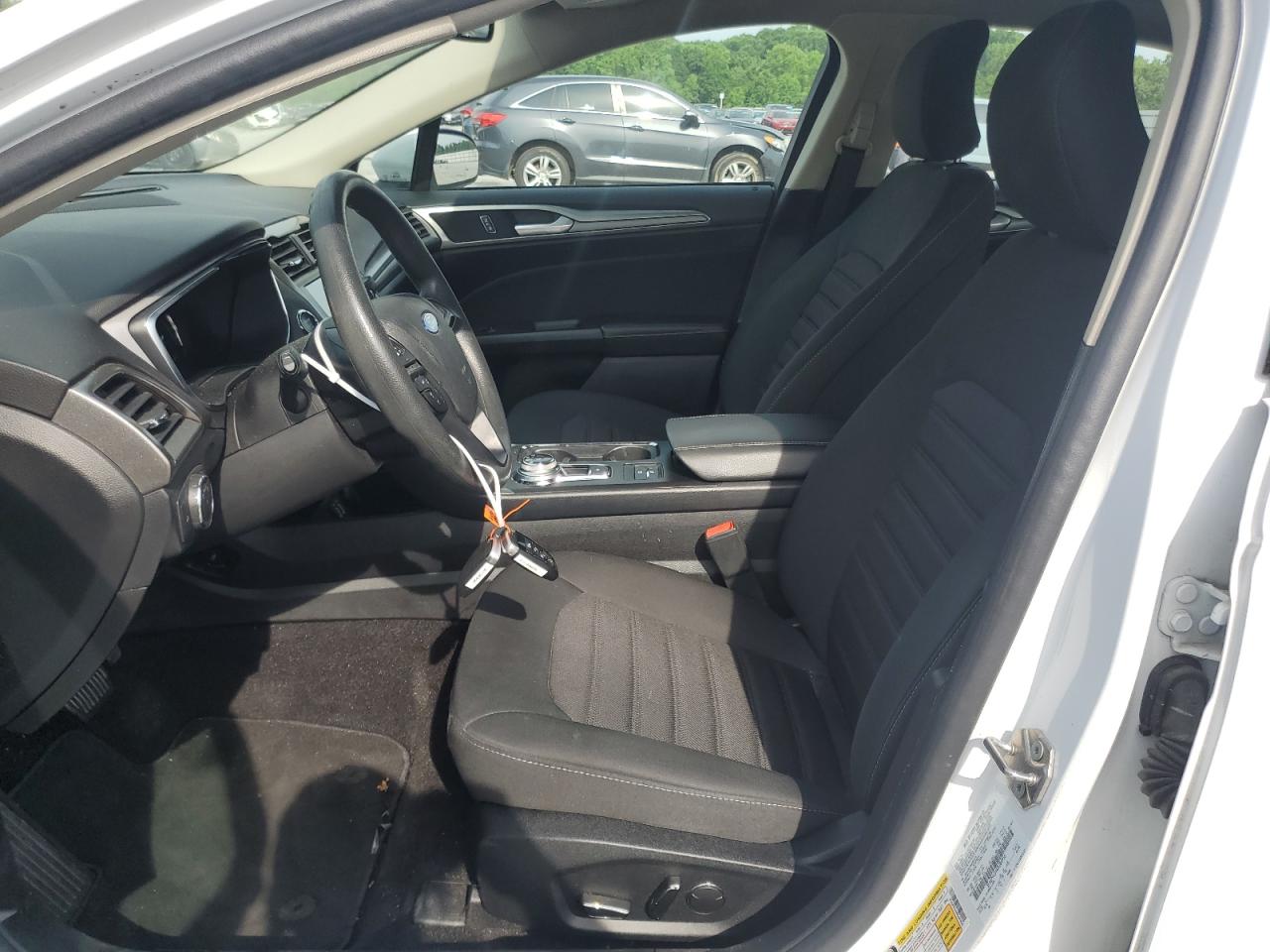 2019 Ford Fusion Se VIN: 3FA6P0LU4KR284956 Lot: 54043045