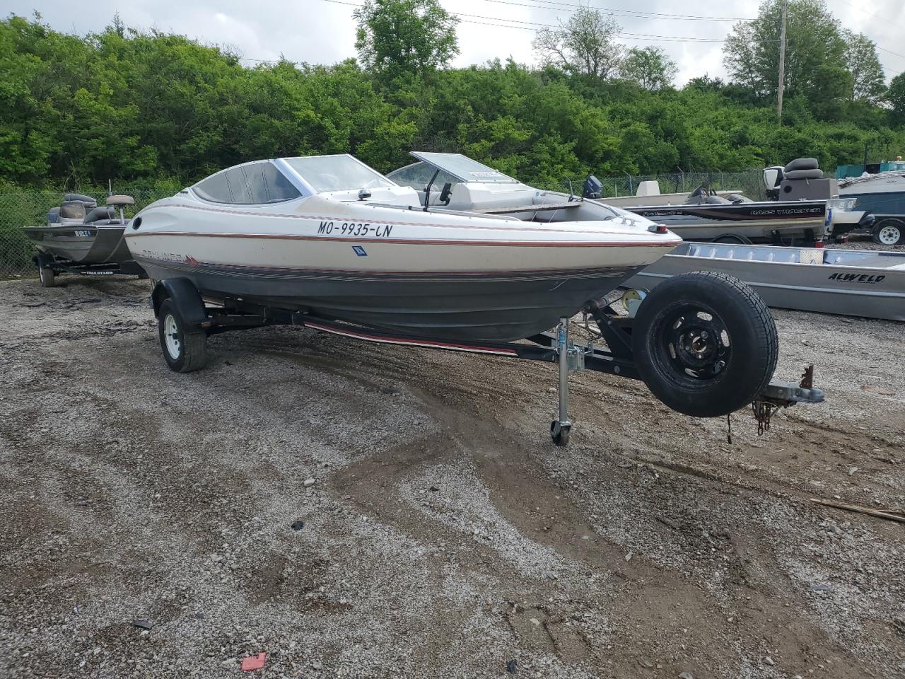 1990 Bayliner Boat for Sale in Bridgeton, MO - Undercarriage