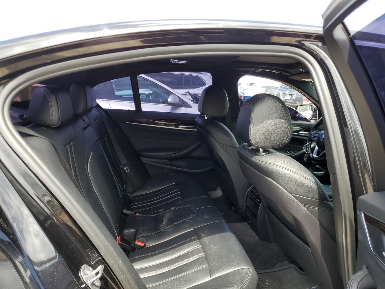 2018 BMW 530 Xi VIN: WBAJA7C51JWA71725 Lot: 57294415