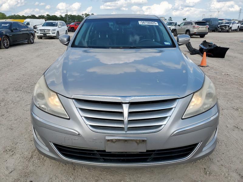  HYUNDAI GENESIS 2013 Srebrny