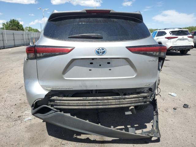  TOYOTA HIGHLANDER 2021 Srebrny