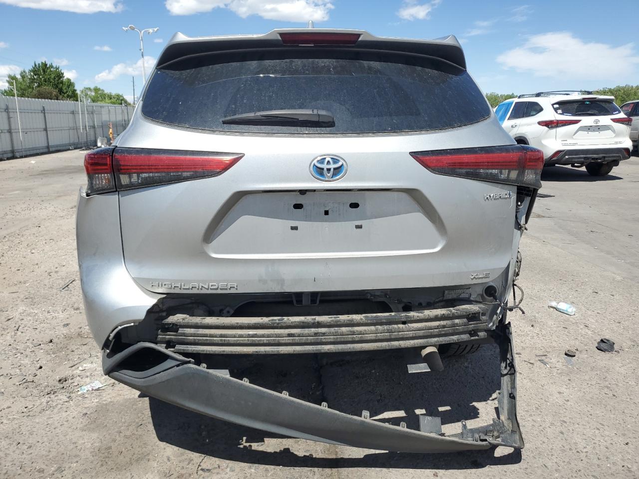 2021 Toyota Highlander Hybrid Xle VIN: 5TDGBRCH5MS530014 Lot: 62666325