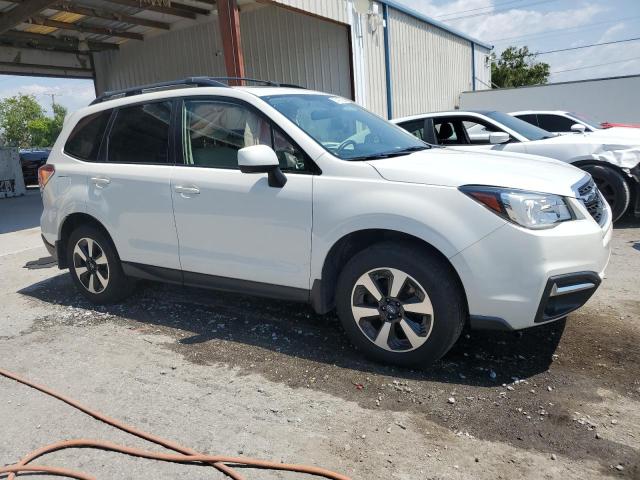  SUBARU FORESTER 2017 Белый