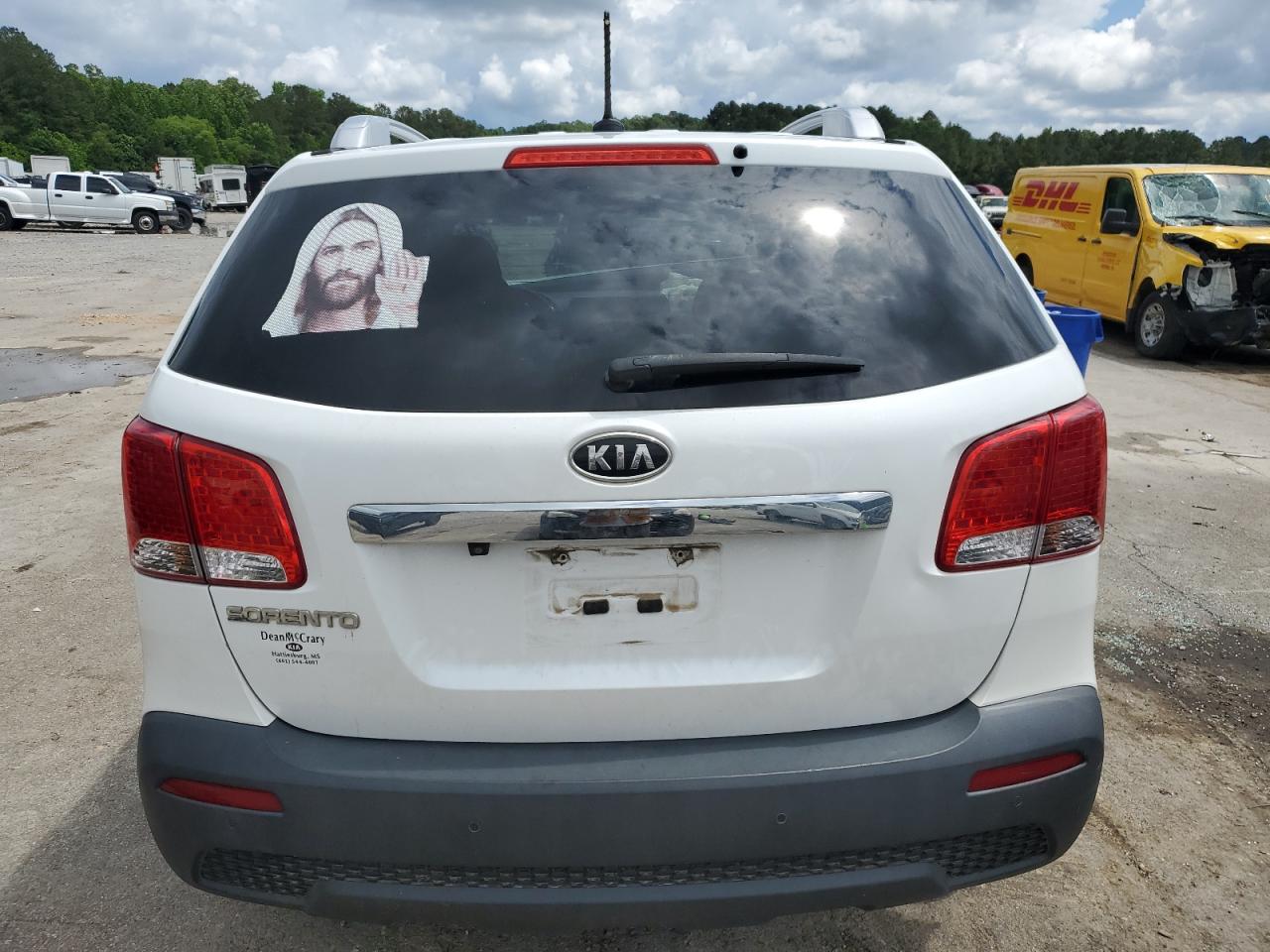 2011 Kia Sorento Base VIN: 5XYKT3A16BG100254 Lot: 56746485