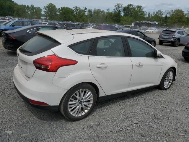  FORD FOCUS 2018 Белы