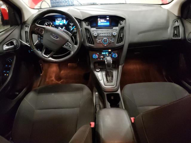  FORD FOCUS 2017 Червоний