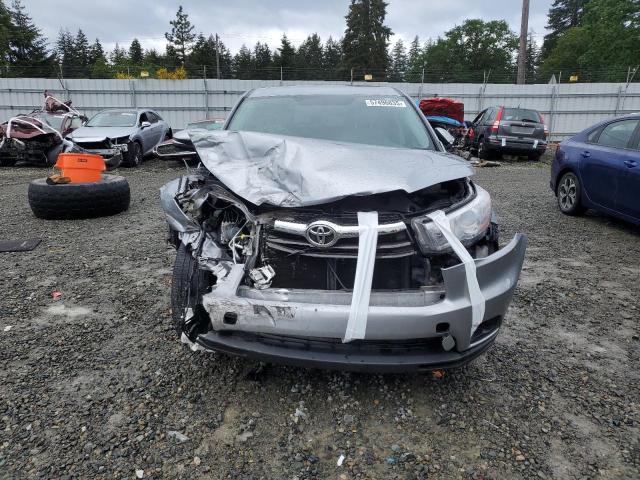  TOYOTA HIGHLANDER 2016 Серебристый