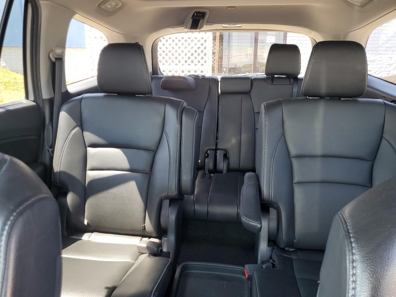 2019 Honda Pilot Elite VIN: 5FNYF6H02KB025415 Lot: 57380465