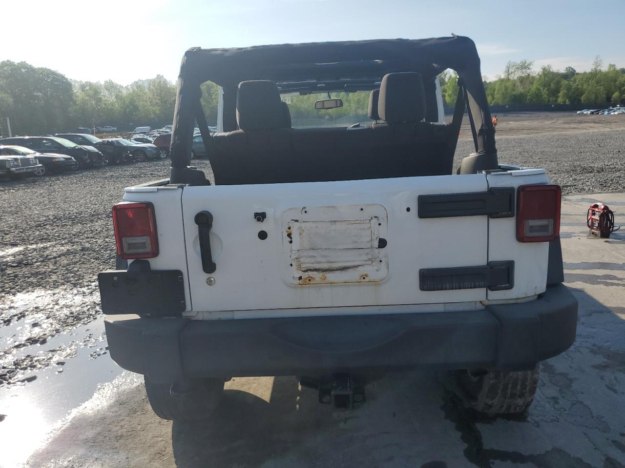 2013 Jeep Wrangler Unlimited Sport VIN: 1C4BJWDG3DL701619 Lot: 55880055