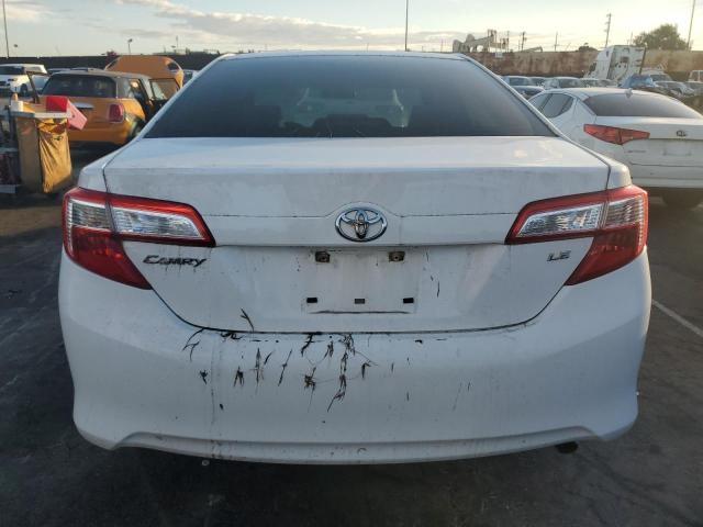 Седаны TOYOTA CAMRY 2012 Белый