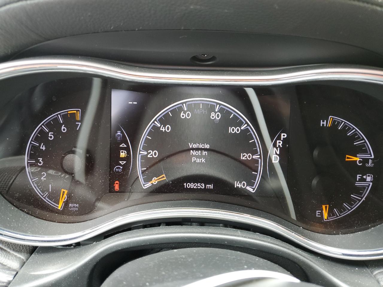 2019 Jeep Grand Cherokee - Image 9