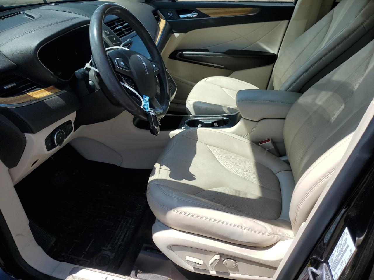 2016 Lincoln Mkc Select VIN: 5LMCJ2D99GUJ20017 Lot: 57096925