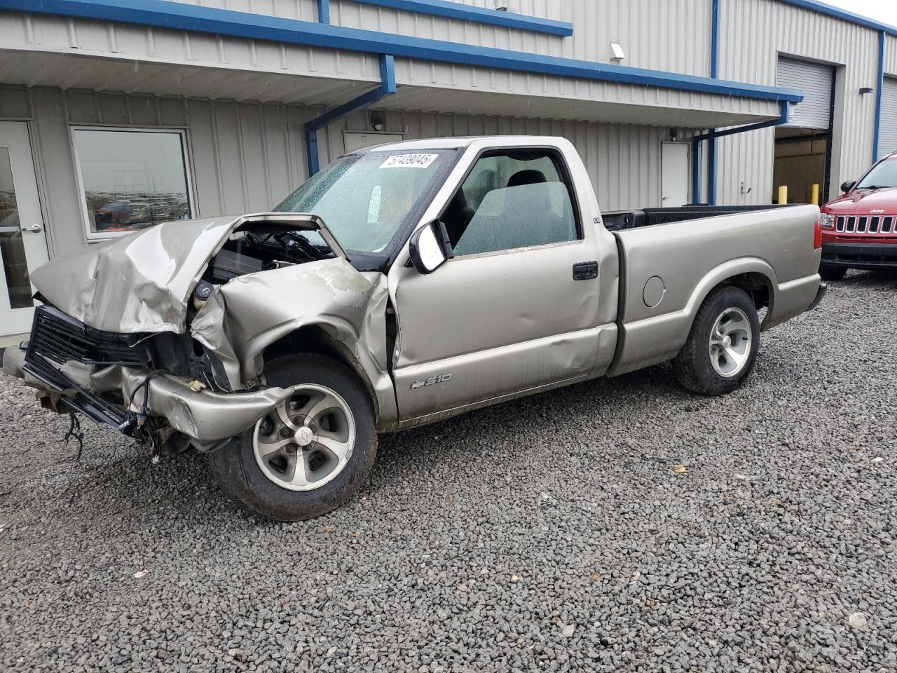 Earlington, KY에서 판매 중인 2003 Chevrolet S Truck S10 - Front End