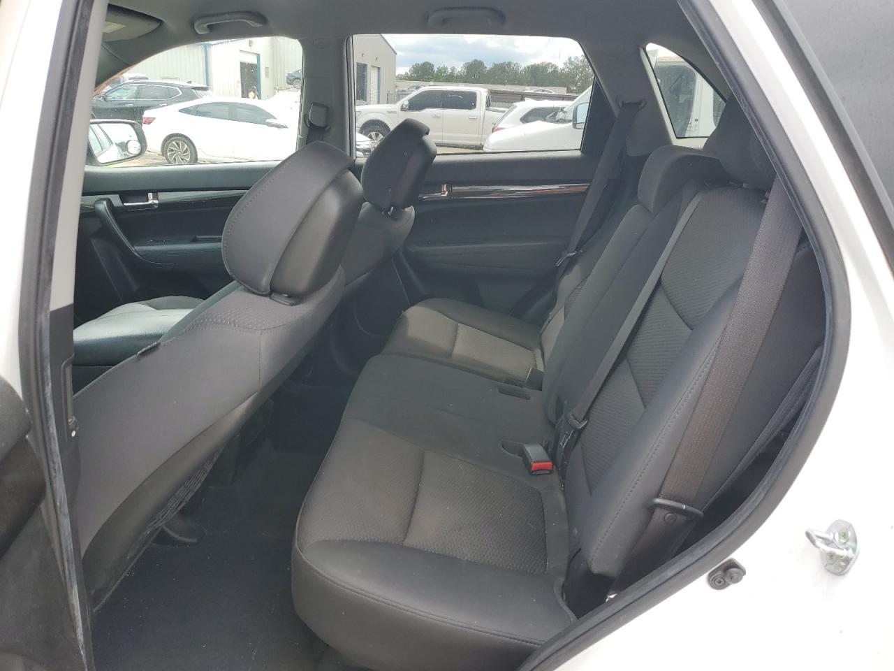 2011 Kia Sorento Base VIN: 5XYKT3A16BG100254 Lot: 56746485
