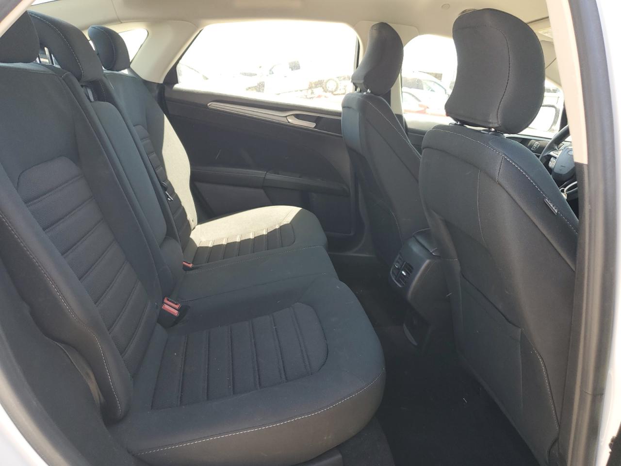 2019 Ford Fusion Se VIN: 3FA6P0LUXKR285125 Lot: 54032685