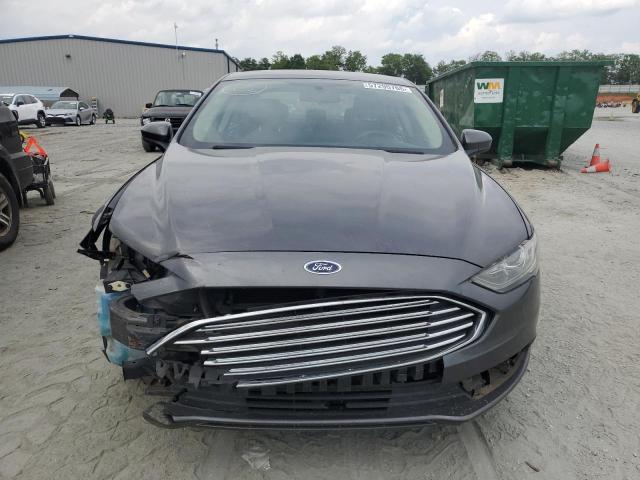 Седани FORD FUSION 2017 Сірий