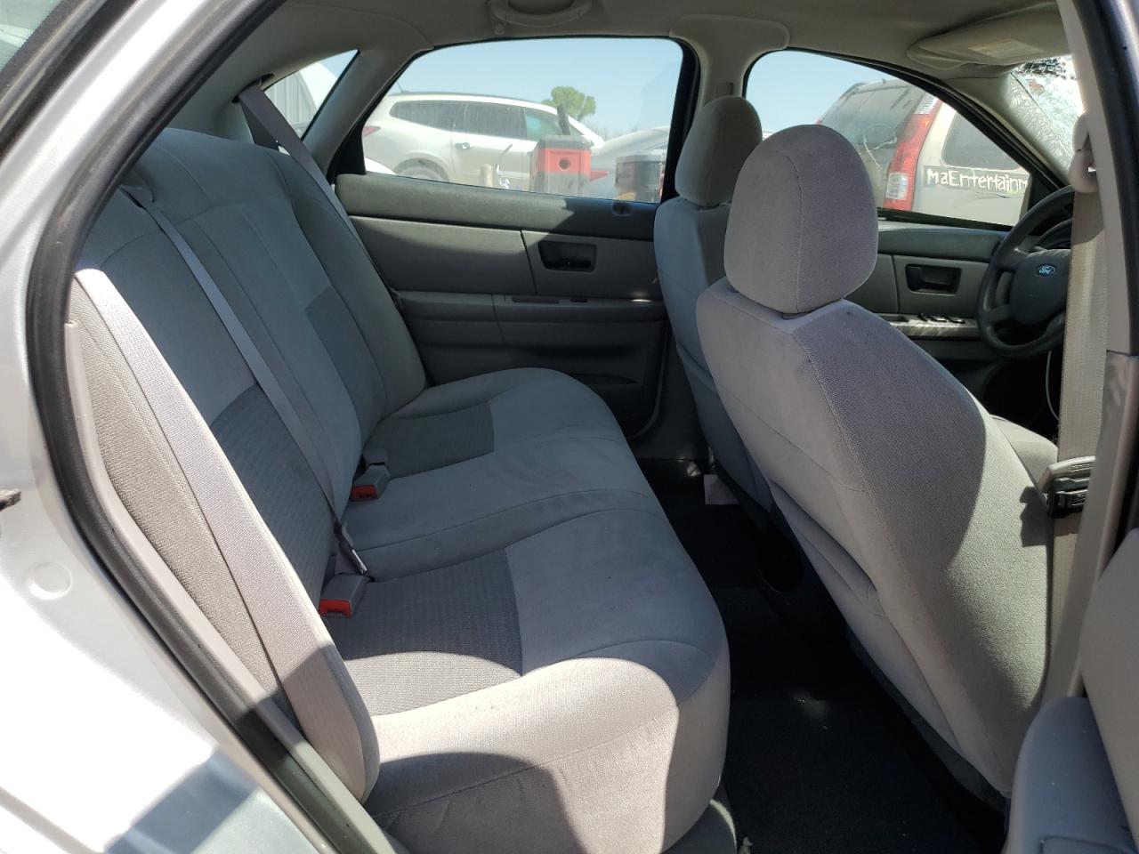 2007 Ford Taurus Se VIN: 1FAFP53U27A215813 Lot: 57086305