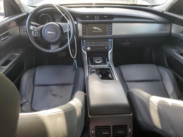 Sedans JAGUAR XF 2017 Czarny