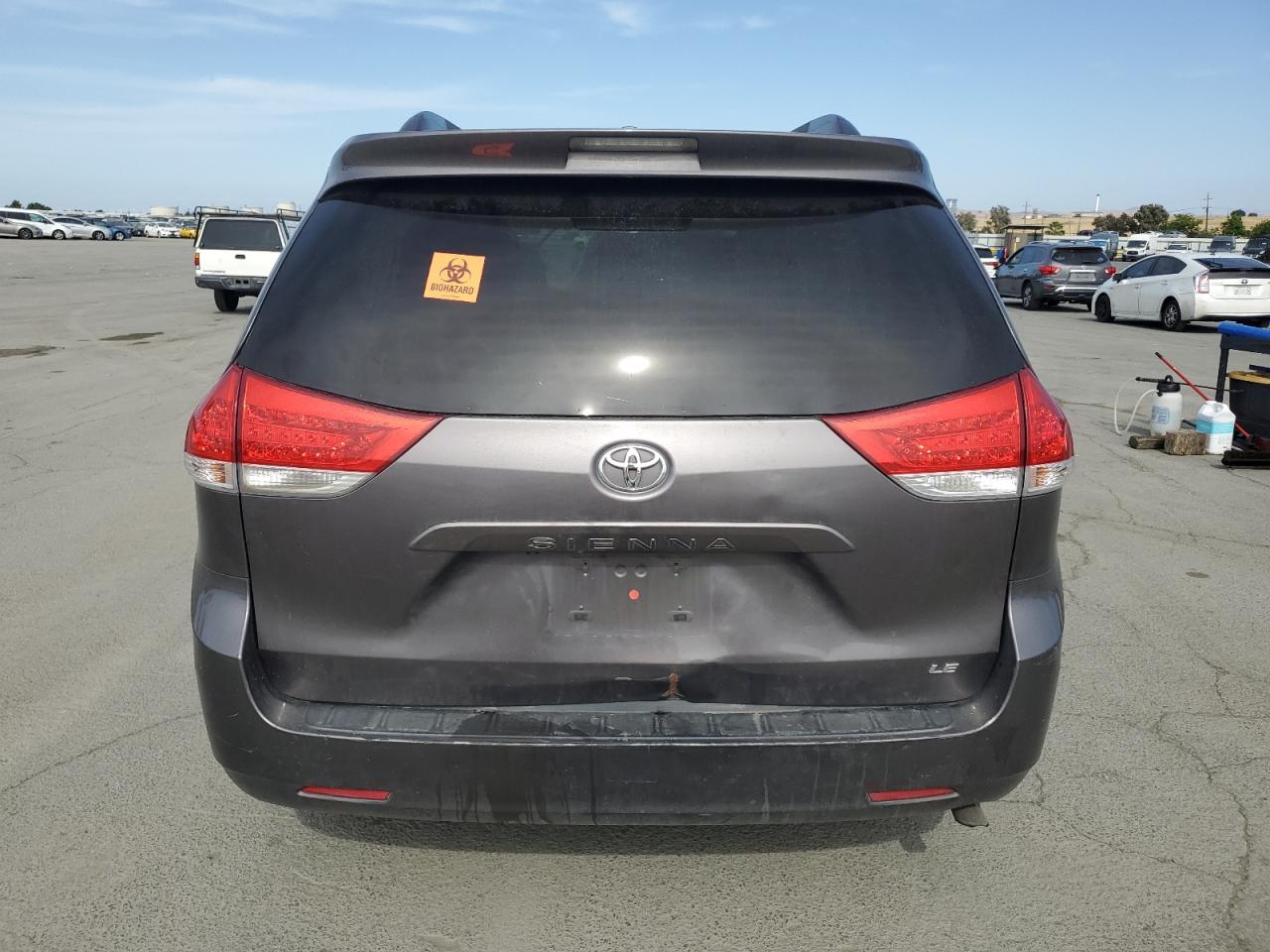 2014 Toyota Sienna Le VIN: 5TDKK3DC8ES472072 Lot: 57515725