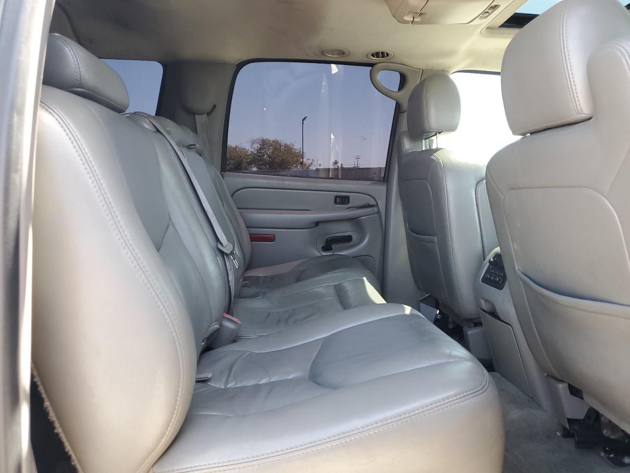 2005 Chevrolet Suburban K1500 VIN: 3GNFK16Z65G212251 Lot: 56723485