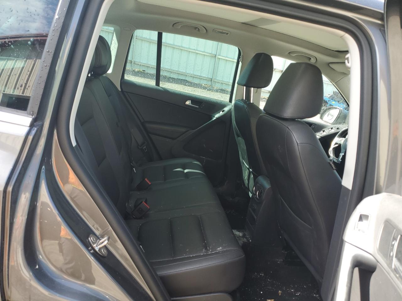 2016 Volkswagen Tiguan S VIN: WVGBV7AXXGW577877 Lot: 57255955