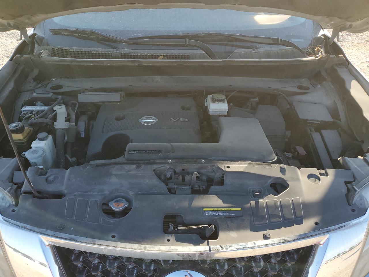 2015 Nissan Pathfinder S VIN: 5N1AR2MN1FC685706 Lot: 56060515